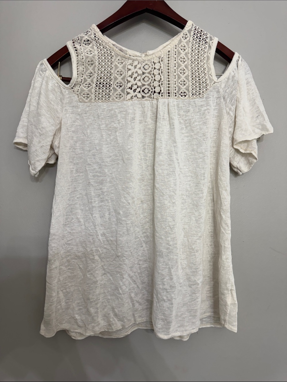 Women's Cream Lace Cold-Shoulder Tunic Top